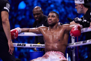 Anthony Joshua fight – but Frank Warren reveals what will tempt him out of retirement