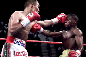  Floyd Mayweather of bankruptcy after failing to pay them Employees of his Los Angeles gym accuse